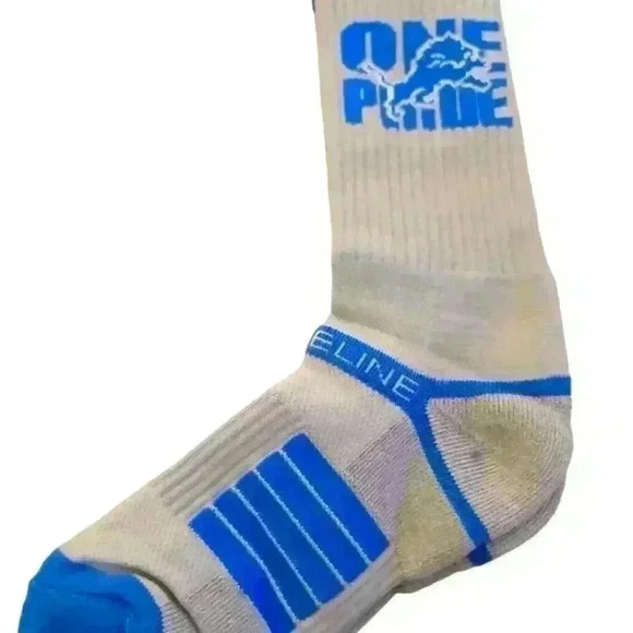 Strideline Other - Detroit Lions premium knit crew socks sz M/L